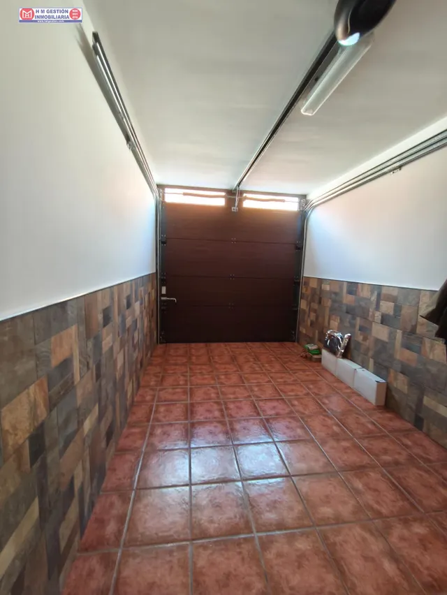 Adosado reformado con buhardilla, garaje y patio — 17