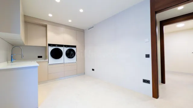 Villa 4 habitaciones 425m² en venta - Centro de la Ciudad Quesada — 43
