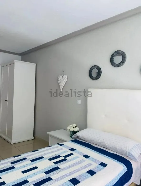 Alquiler de linda vivienda reformada zona altozano con terraza — 16
