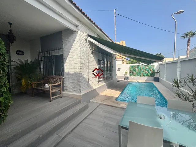 Chalet independiente en planta baja con piscina y gran parce - foto 3