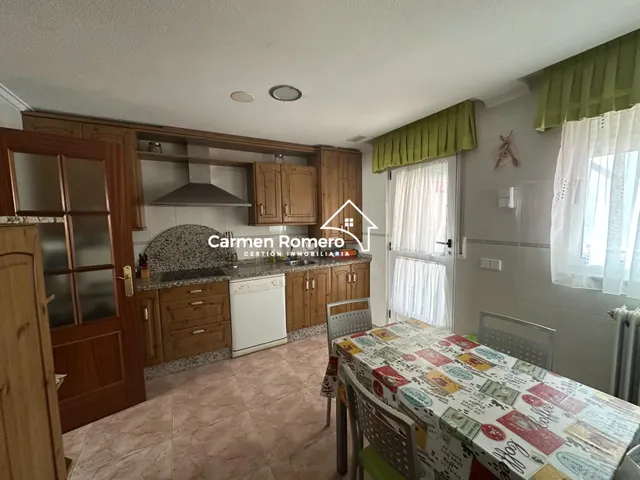 ADOSADO EN VENTA  EN VILLAMAYOR. URB. PIEDRA DORADA — 21
