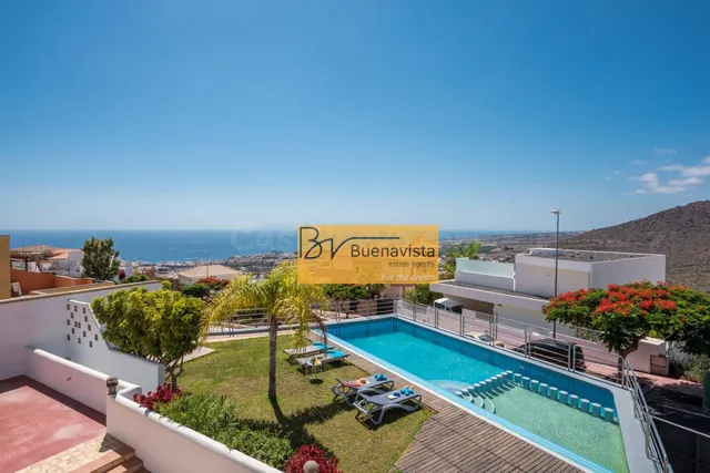 Villa de Lujo 9 habitaciones 560m² en venta - Torviscas Cent - foto 4