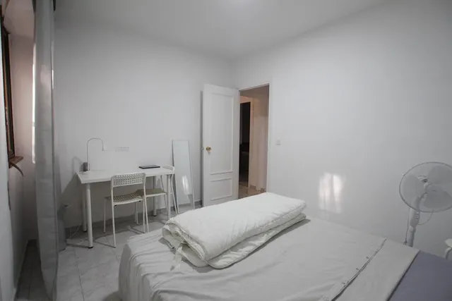 PISO CON PLAZA DE APARCAMIENTO ZONA MERCA 80 — 22