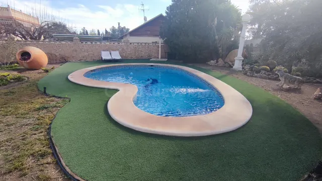 CHALET INDEPENDIENTE DE LUJO ZONA SOL Y LUZ-SAN VICENTE — 4