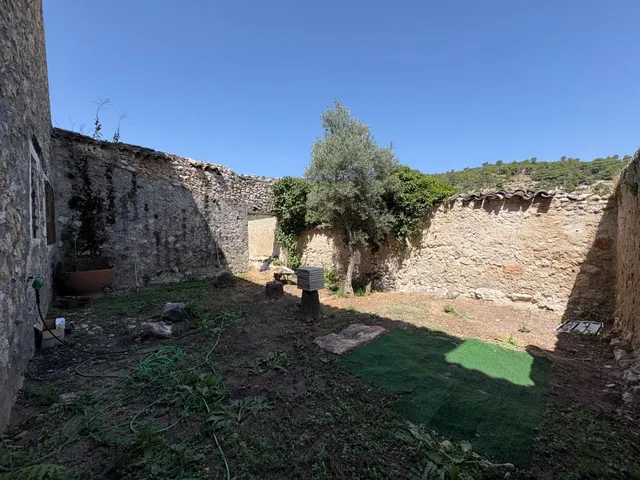 Casa de Pueblo en Guadalajara. — 28