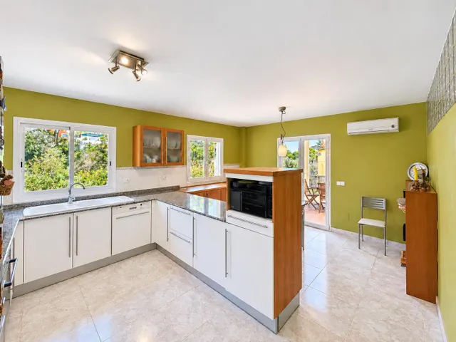 Exclusivo chalet en Portals Nous con 655 m2 de parcela, amplias terrazas y gran potencial — 8