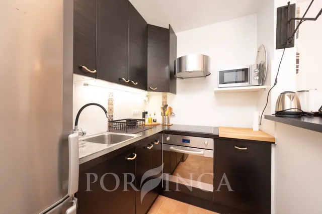 Casa completamente reformada con apartamento independiente, licencia turística, gran jardín y piscina en Calonge — 49