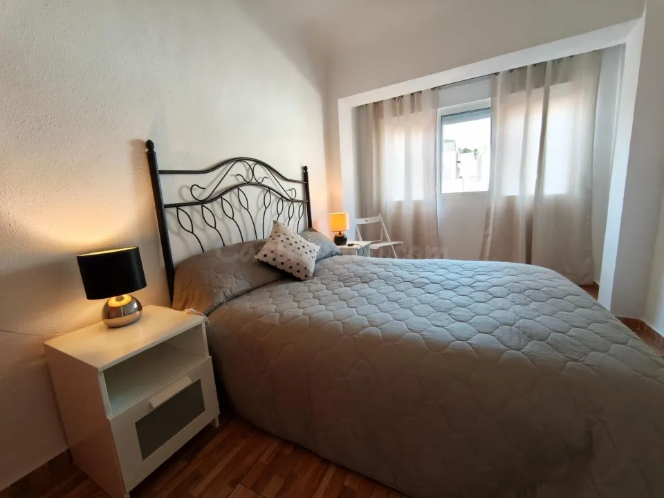 Piso Reformado en Santo Domingo, Alicante - Ideal para Invertir