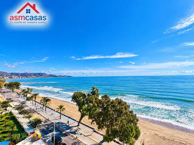 Apartamento en Primera Línea de Playa con vistas espectacula - foto 3
