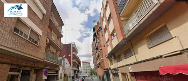 VENTA DE PISO EN TERRASSA.