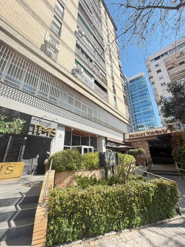 Oficina 6 habitaciones 250m² en alquiler - Cuzco — 27
