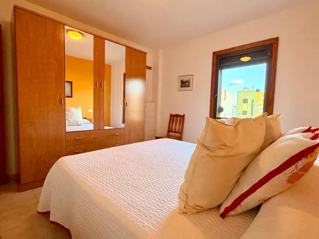 Terraza, piscinas y playa: tu nuevo hogar en Arinaga, con garaje y trastero — 13