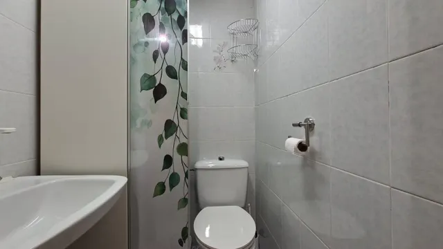 Bonito apartamento con vistas y piscina — 32