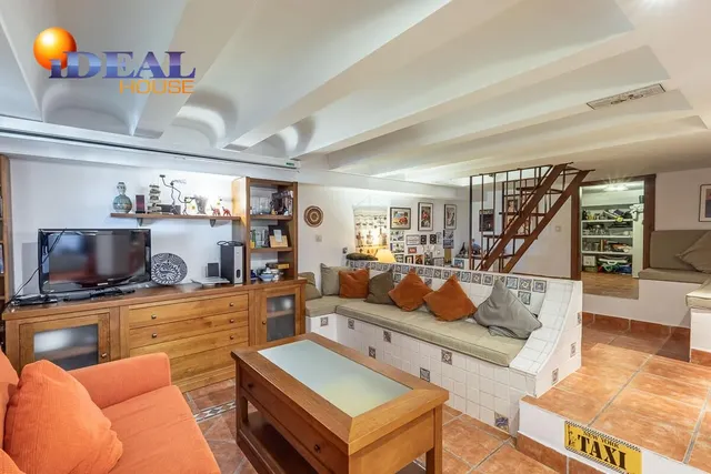 CASA PAREADA EN LA ZUBIA CON PISCINA, ZONA DE BARBACOA Y JARDÍN — 40
