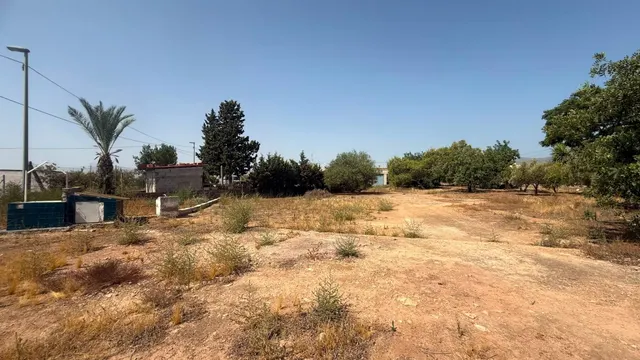 CASA DE CAMPO EN CORVERA CON 5.400 M2 DE PARCELA — 24