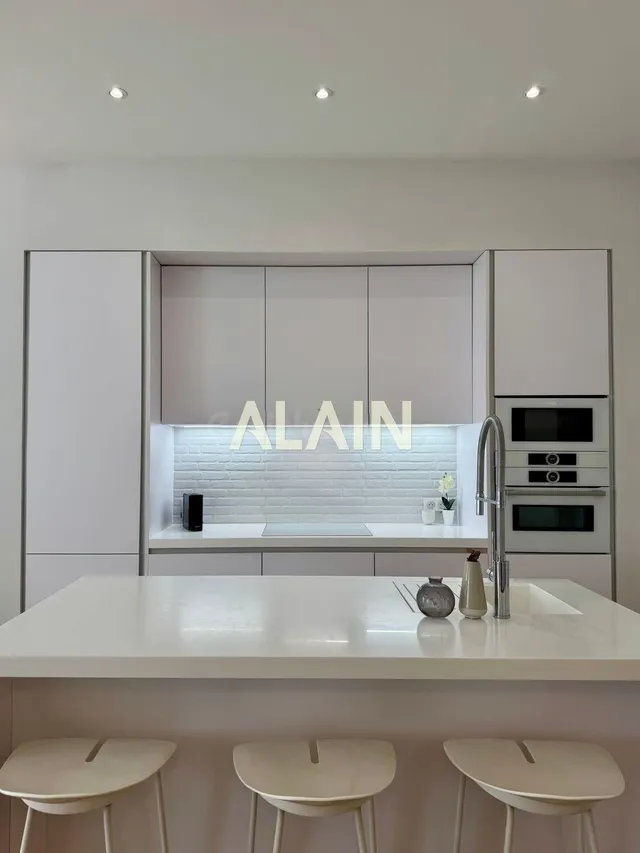 PISO EN VENTA EN LA ZONA DEL ENSANCHE EN VALECIA. — 5