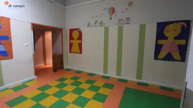 AMPLIO LOCAL EN VENTA, PASEO SAN ISIDRO, VALLADOLID. FACHADA A TRES CALLES. — 7