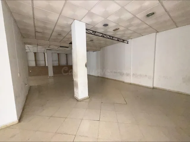 Local comercial en alquiler en avenida de maracena, Granada | 204 m2 — 4