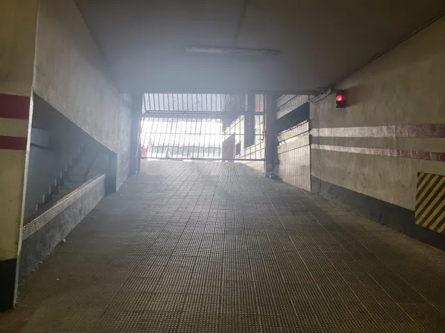 Garaje en venta en Calle General Eguía - foto 2