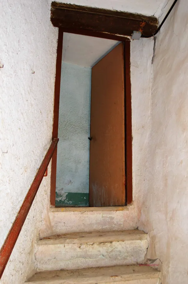 GRAN CASA 511 M2 EN VENTA, PARA REFORMAR INTEGRAMENTE, CON 2 SALIDAS INDEPENDIENTES EN CONESA — 30