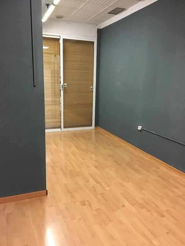 SE ALQUILA LOCAL COMERCIAL EN GRAN PLAZA — 19