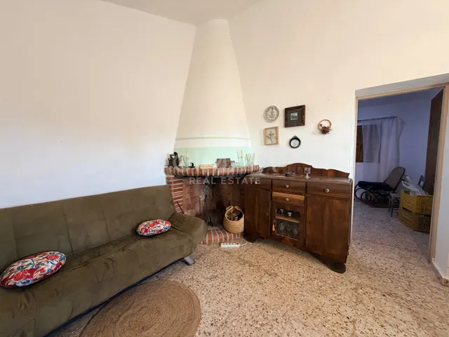 Encantadora casa de campo en La Nucía, Perfecta para reforma - foto 4