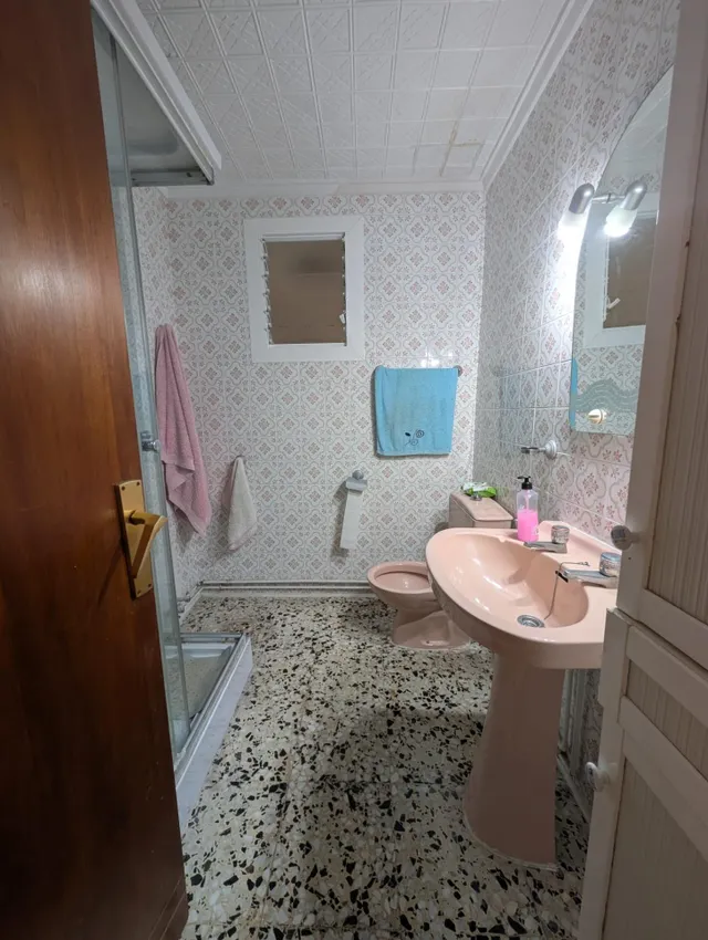 4 DORMITORIOS ,,, PISO ,, CERCA DE LA UNIVERSIDAD — 20