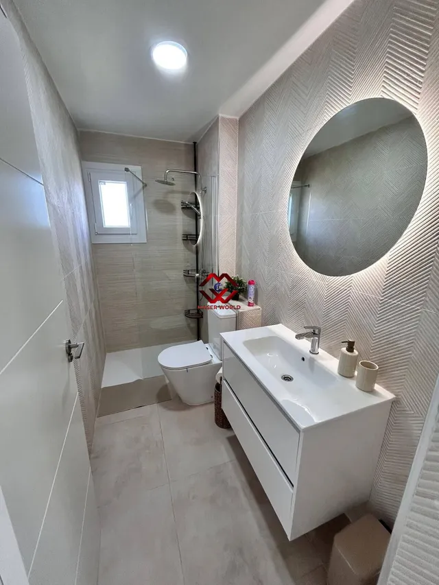 Apartamento reformado con terraza a 300 m del mar en Cabo Roig, Costa Blanca — 18