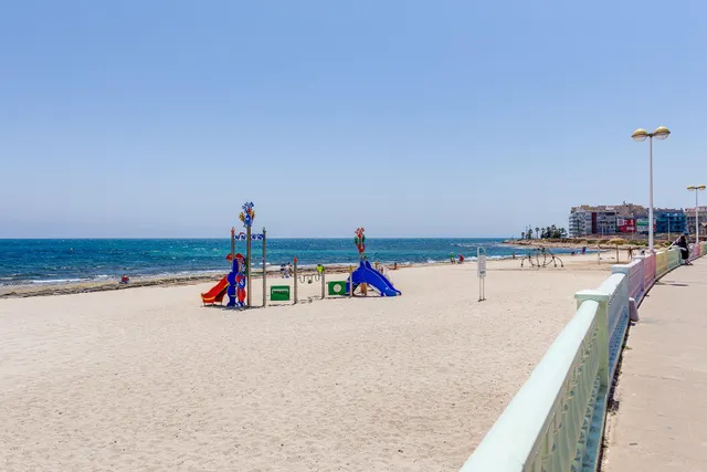 ¡tu nuevo hogar junto al mediterráneo! reformado, con licencia turística y a solo 300 metros del mar ☀️ — 49