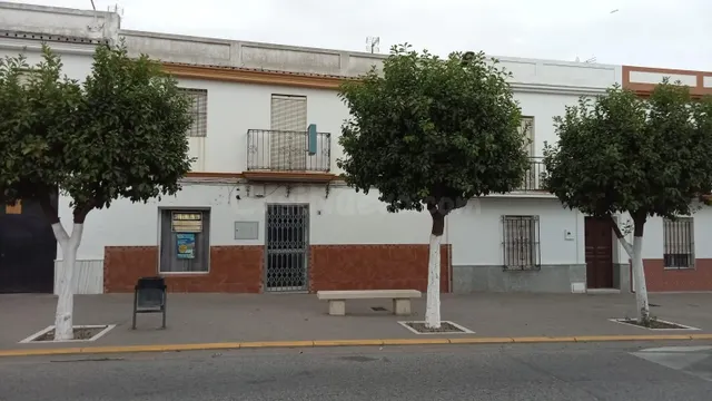 VIVIENDA PARA REFORMAR EN LA LOCALIDAD DE VILLAVERDE DEL RIO