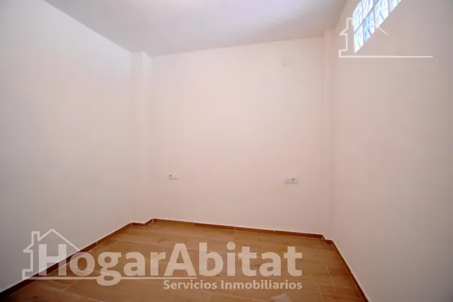 ¡disfruta de una casa reformada y luminosa con impresionante terraza! — 15