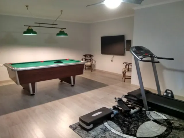 Gran Chalet de 3 plantas y solárium de 25 m2 — 19