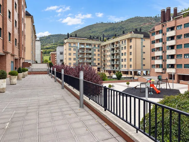 ¡a estrenar! dos dormitorios, terraza, garaje y trastero en Oviedo — 22
