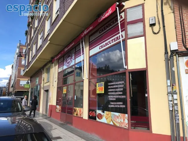 SE VENDE LOCAL COMERCIAL ZONA CENTRO — 5