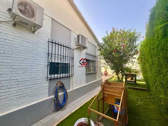 Chalet independiente en planta baja con piscina y gran parce - foto 4