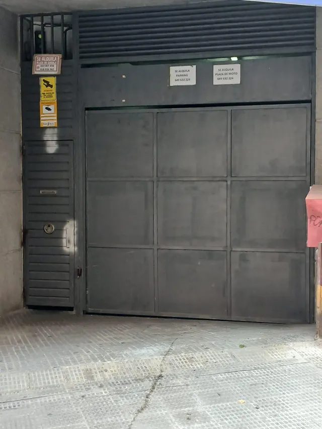 Parking en venta Calle Rourell, Reus. — 4