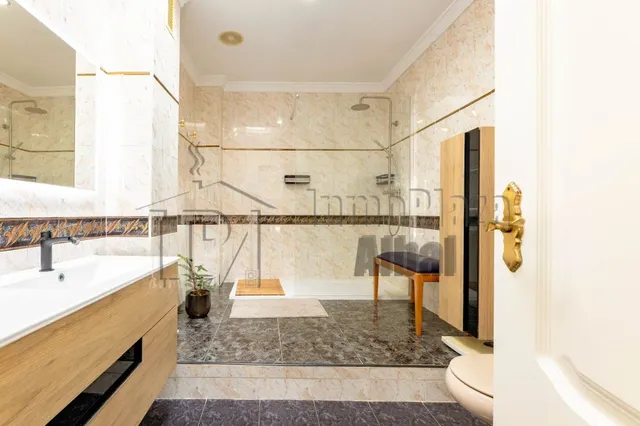 Casa-Chalet en Venta en Albal Valencia — 50