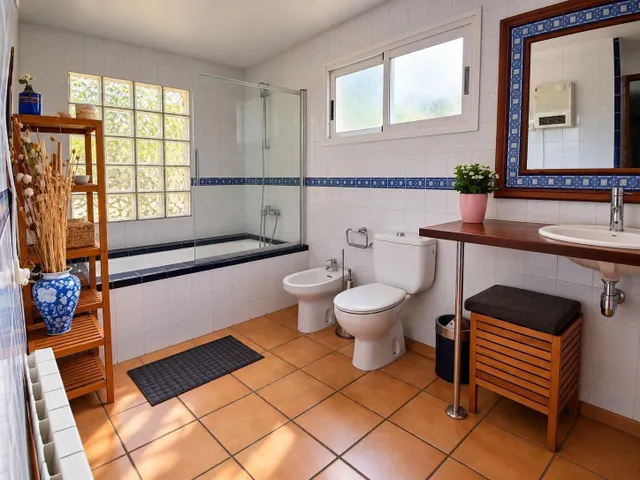 Villa con piscina y parcela de 2.075 m2 en Ses Rotgetes, cerca de Palma — 13