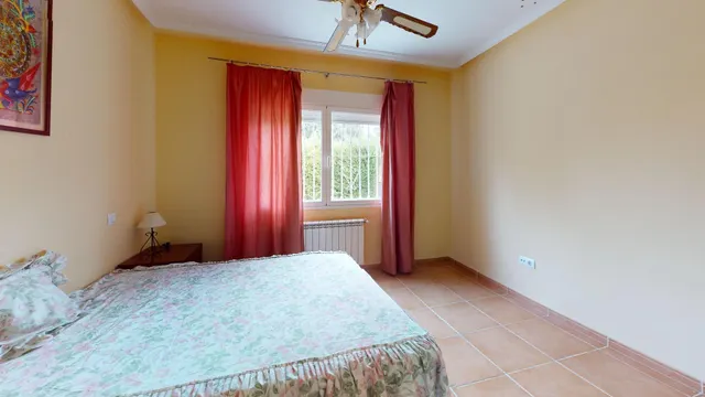CHALET INDEPENDIENTE EN UNA PLANTA — 11