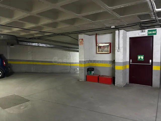 Plaza de garaje en venta en Cuzco-Castillejos (calle de Oñat - foto 5