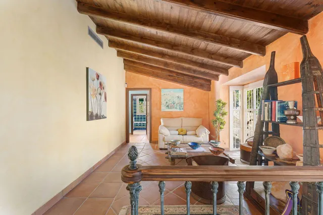 VILLA DE LUJO CON ESTILO ANDALUZ EN BENAHAVIS — 12