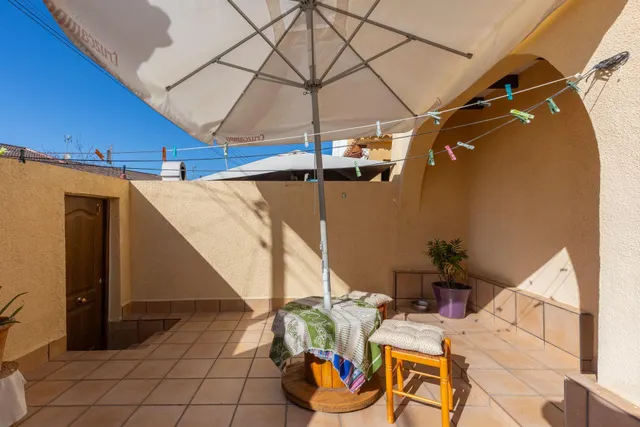 Dúplex reformado en Los Balcones: sol, comodidad y ubicación estratégica — 19