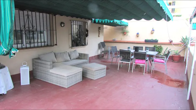 Vivienda Reformada de 3 Dormitorios con Amplia Terraza en el - foto 3