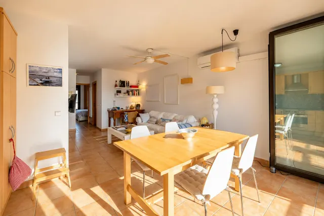 Ático dúplex de 80 m2 con terraza privada y vistas al mar en la Colònia de Sant Jordi — 9