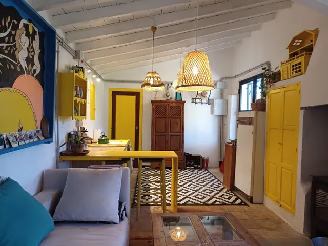 PARCELA DE TERRENO CON CASA CONSTRUIDA Y ARBOLES FRUTALES — 35