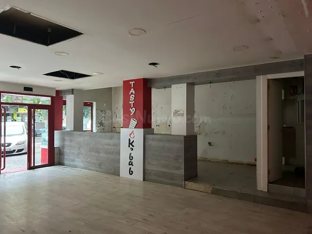 Venta conjunta de 3 Locales en Córdoba - foto 5