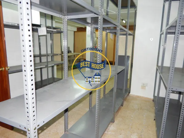 EXCELENTE LOCAL COMERCIAL POR TAMAÑO Y UBICACIÓN EN ONTINYENT. — 19