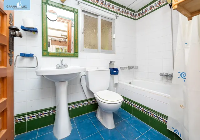 Chalet con gran parcela en Cogollos — 21