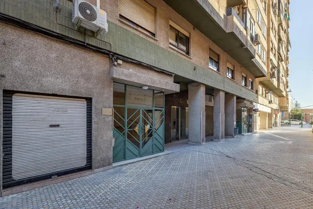 GRAN PISO ENTRE ARABIAL Y CAMINO DE RONDA — 30