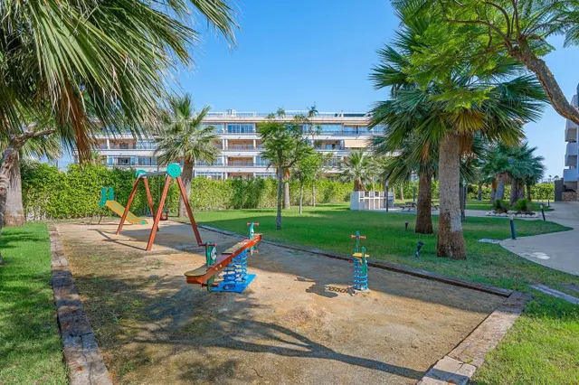 APARTAMENTO DE 2 DORMITORIOS Y 2 BAÑOS EN PUNTA PRIMA (ORIHUELA COSTA) — 25
